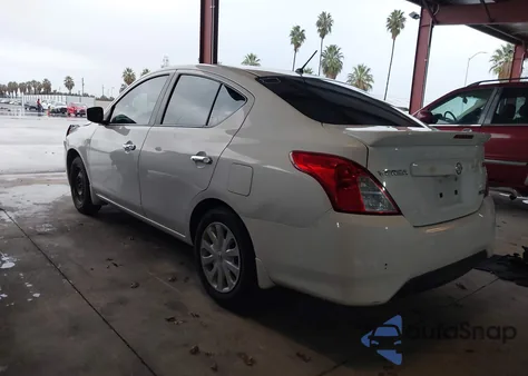 2015 Nissan Versa 1.6 Sv из США, поврежденный, VIN 3N1CN7AP7FL953659